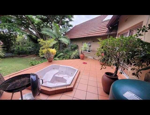M² BED & BREAKFAST FOR SALE IN NELSPRUIT RURAL